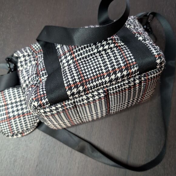 Fun Nano Puffer Herringbone Mini Tote Bag With Pouch - Picture 12 of 15